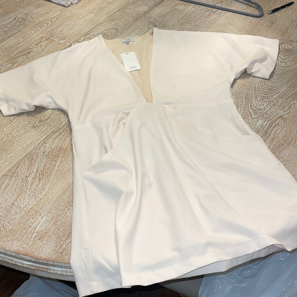 NWT Tobi off white plunge mini dress